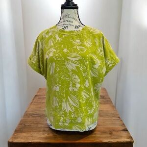 Vince Camuto Green Boxy Cuffed Sleeve T-Shirt NWT